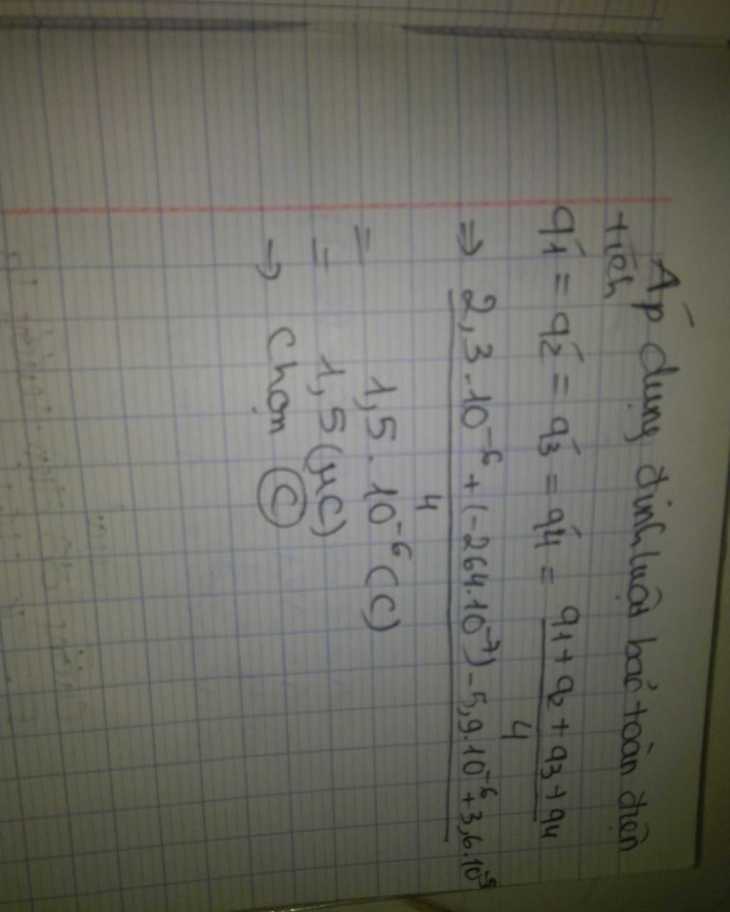 Câu 5. Bốn quả cầu kim loại kích thước giống nhau mang điện tích + 2 ...